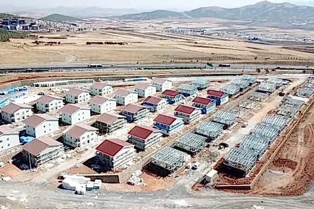 مشاريع الإسكان الجماعي الفولاذي الخفيف